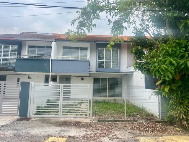 Terraced House for rent in Wellesley, Penang