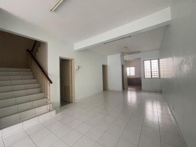 Terraced House for sale in Petaling, Subang Jaya
