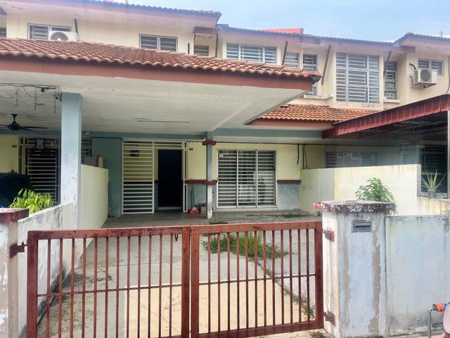 Terraced House for rent in Wellesley, Penang