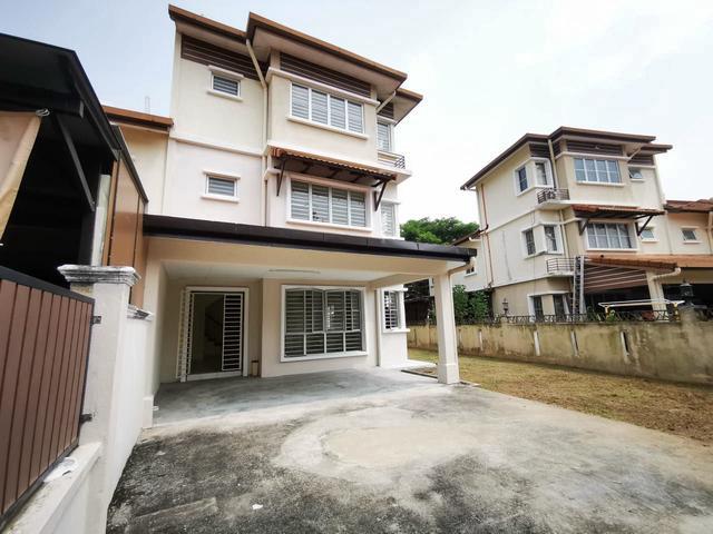 Terraced House for sale in Petaling, Subang Jaya