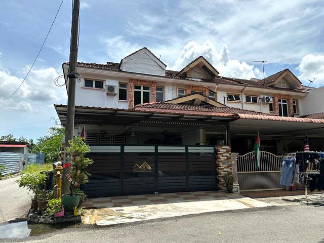 Terraced House for sale in Wellesley, Penang