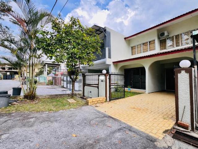 Terraced House for sale in Langat, Selangor