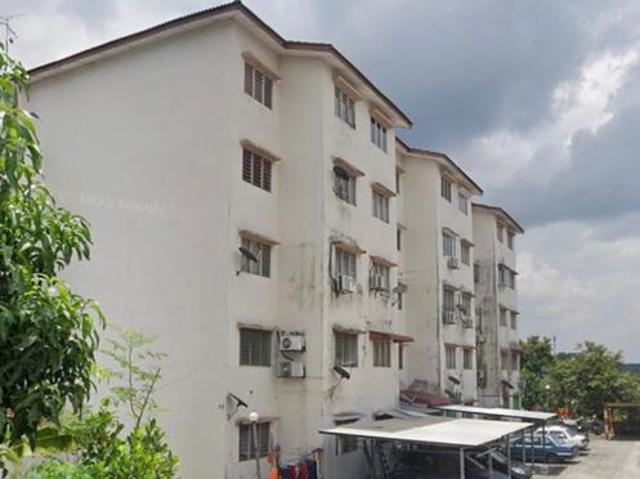 Flat for sale in Kajang, Langat