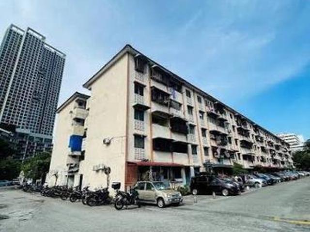 Flat for sale in Country Heights Damansara, Kuala Lumpur
