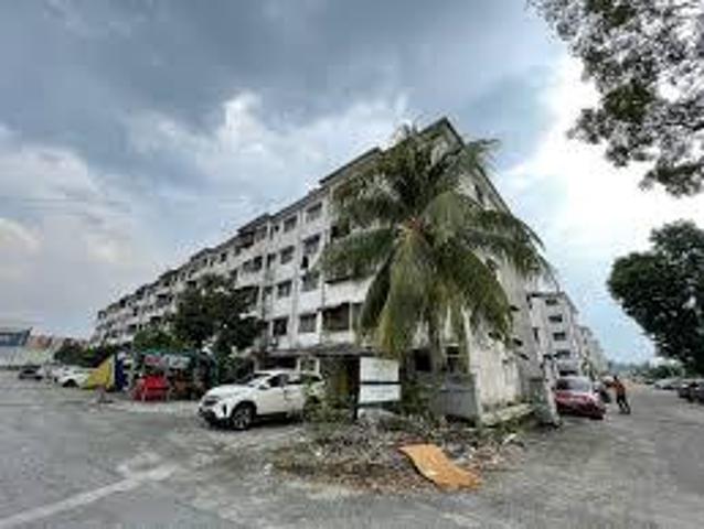 Flat for sale in Kajang, Langat