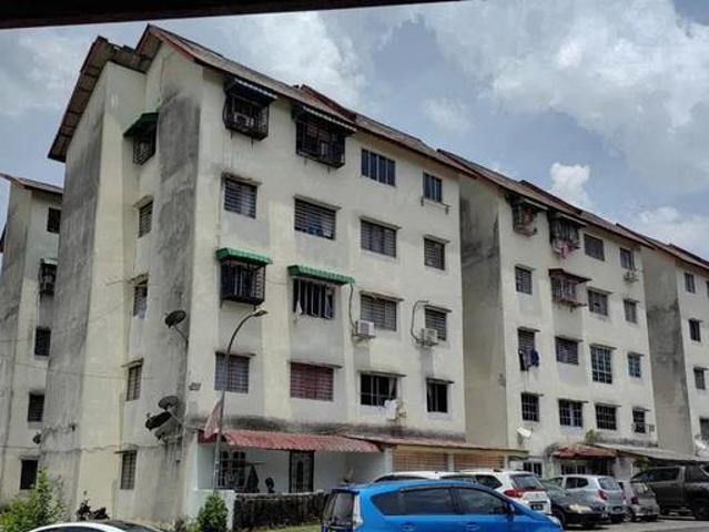 Flat for sale in Kajang, Langat