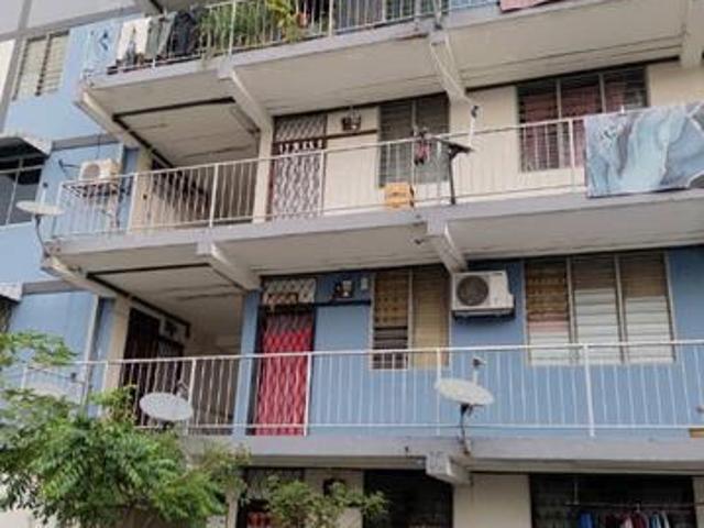 Flat for sale in Country Heights Damansara, Kuala Lumpur