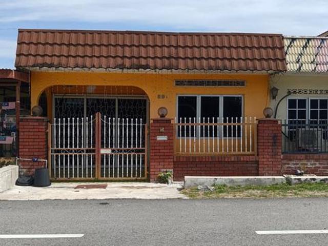 Terraced House for sale in Tanjong Karang, Selangor