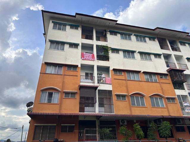 Flat for sale in Majlis Bandaraya Ipoh, Kinta
