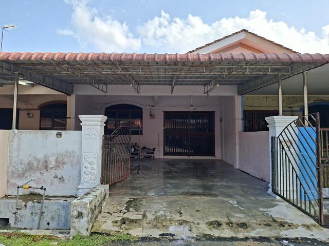 Terraced House for sale in Sungai Siput, Kuala Kangsar