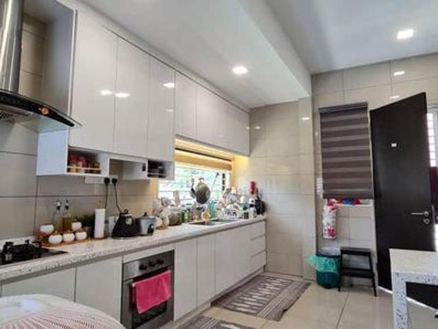 Apartment for sale in Petaling, Damansara Damai