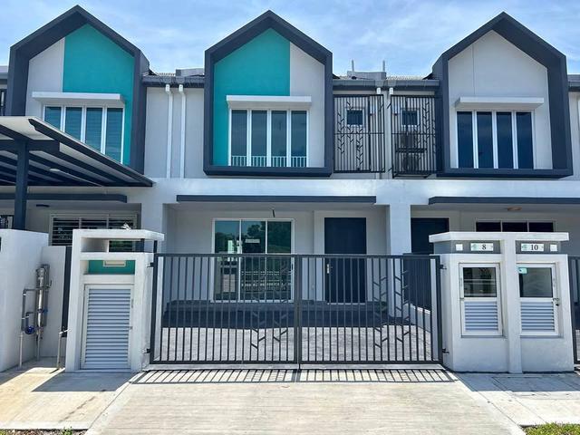 Terraced House for sale in Sepang, Tanjong Sepat