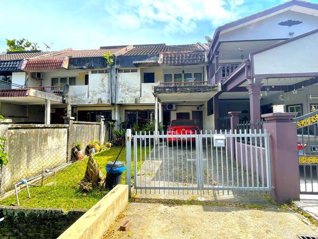 Terraced House for sale in Country Heights Damansara, Kuala Lumpur