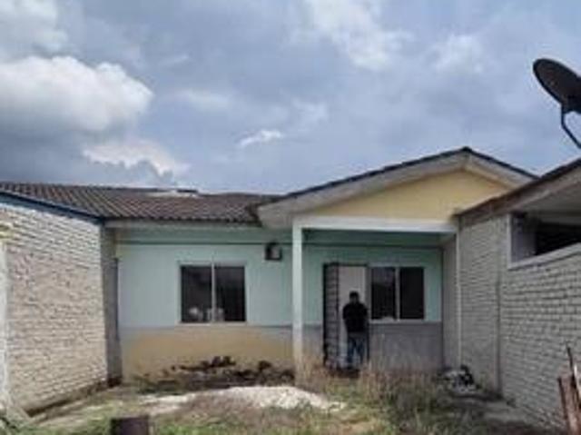 Terraced House for sale in Malaka