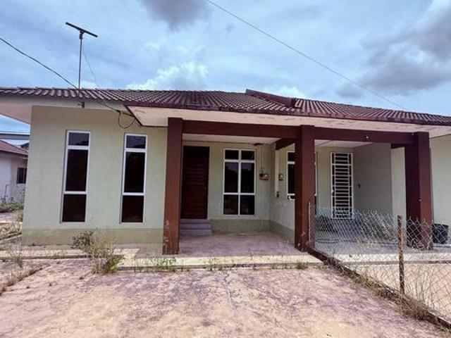 Residential House for sale in Pasir Puteh, Kelantan
