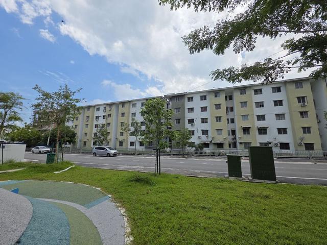 Flat for sale in Wellesley, Penang