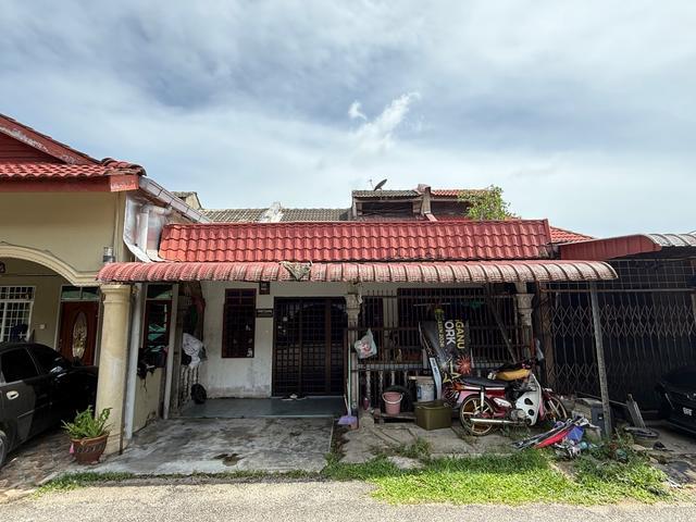 Terraced House for sale in Tringganu