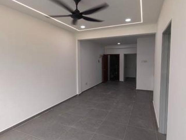Flat for sale in Ulu Tiram, Johor