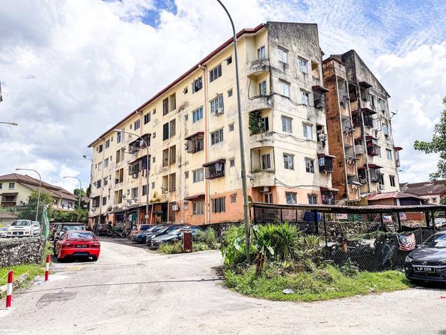 Apartment for sale in Kajang, Langat