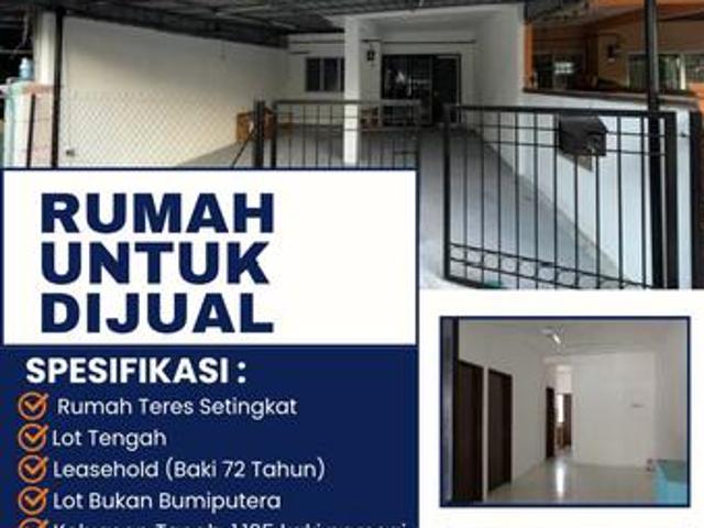 Terraced House for sale in Malaka