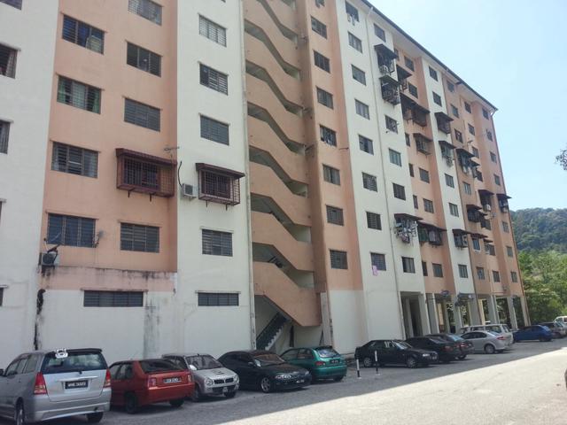 Apartment for sale in Kajang, Langat