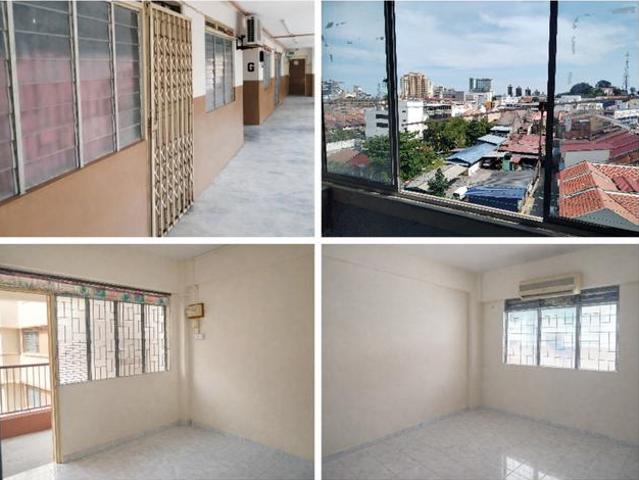 Flat for sale in Malaka