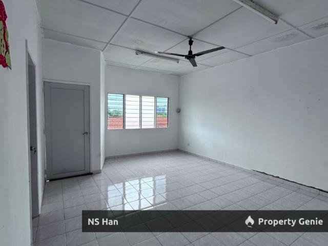 Flat for sale in Ujong Pasir, Malaka
