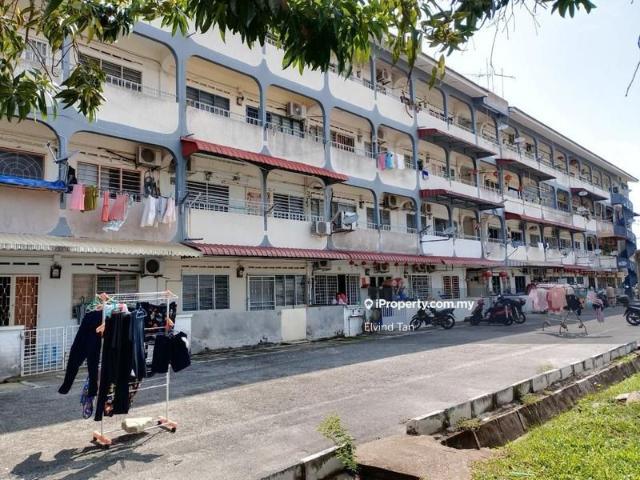 Apartment for rent in Malaka