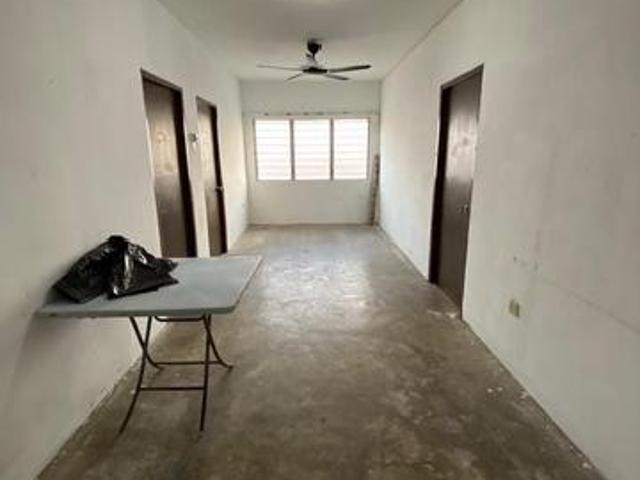 Flat for sale in Saujana, Selangor
