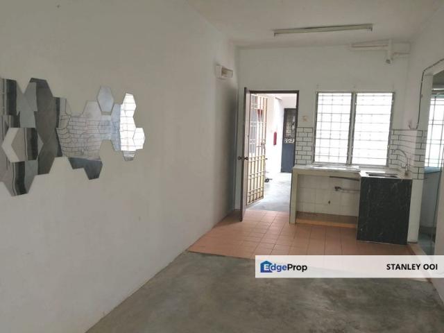 Flat for rent in Saujana, Selangor