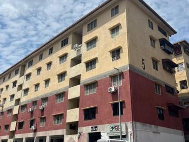 Flat for sale in Shah Alam, Petaling