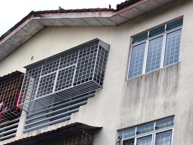 Flat for sale in Malaka