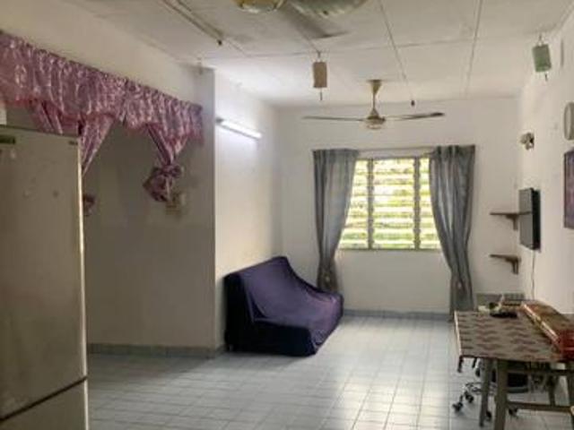 Flat for sale in Bandar Johor Bahru, Johor
