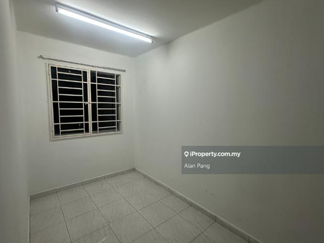 Apartment for rent in Langat, Selangor