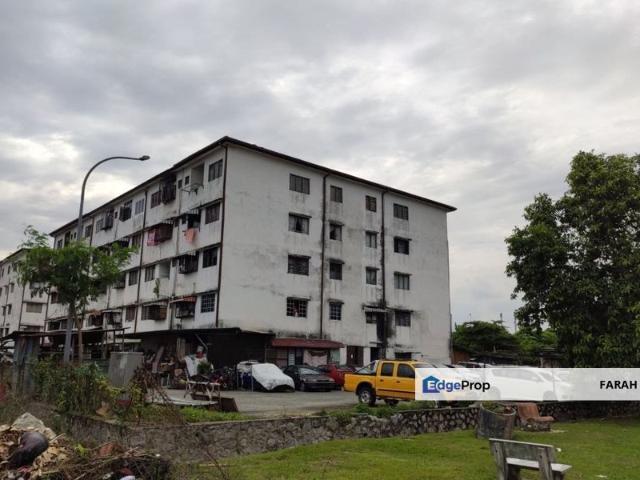 Flat for sale in Kajang, Langat