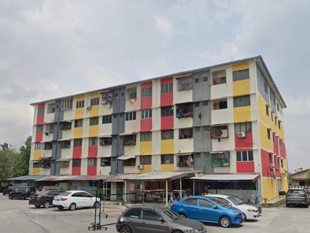 Flat for sale in Kajang, Langat