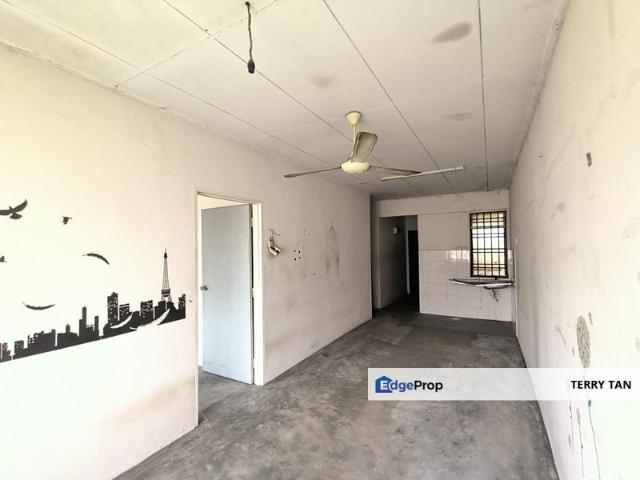 Flat for sale in Plentong, Johor
