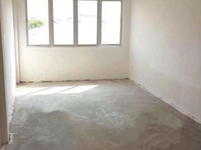 Flat for sale in Ulu Tiram, Johor