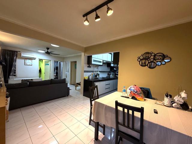 Apartment for sale in Petaling, Damansara Damai