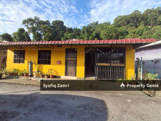 Bungalow for sale in Pahang