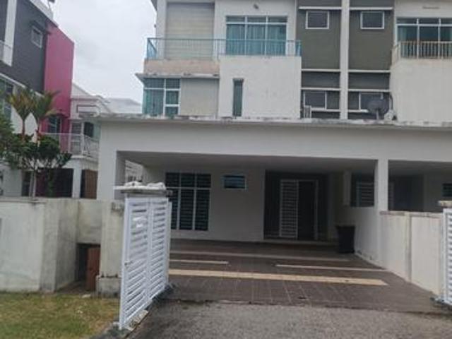 Property for rent in Sitiawan, Manjung