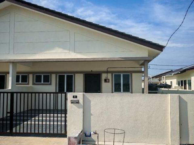 Residential House for sale in Perak, Intan