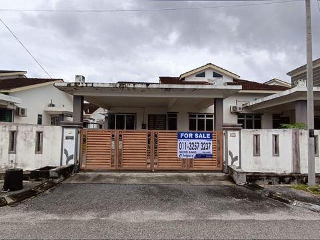 Residential House for sale in Perak