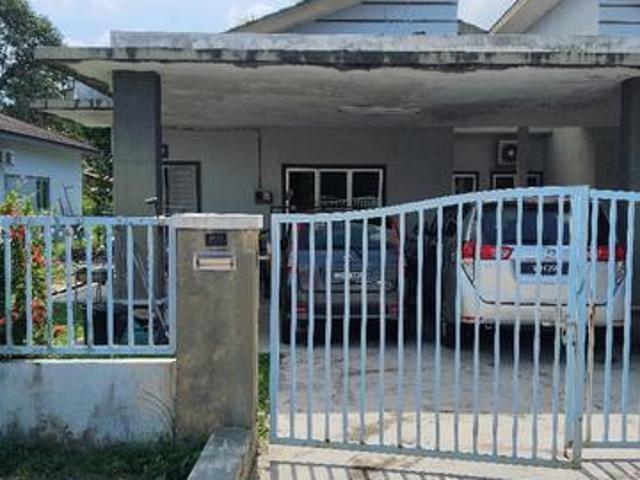 Residential House for sale in Perak, Intan