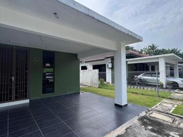 Residential House for sale in Ijok, Selangor