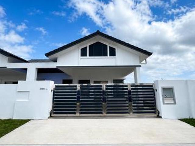 Residential House for sale in Kluang, Johor