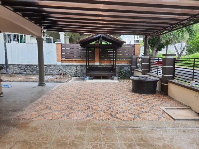 Residential House for sale in Malaka