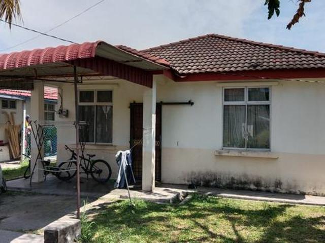 Bungalow for sale in Wellesley, Penang