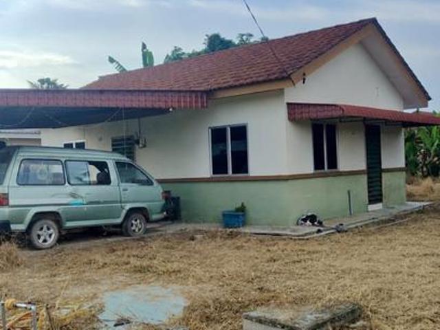 Terraced House for sale in Kampung Gajah, Perak Tengah