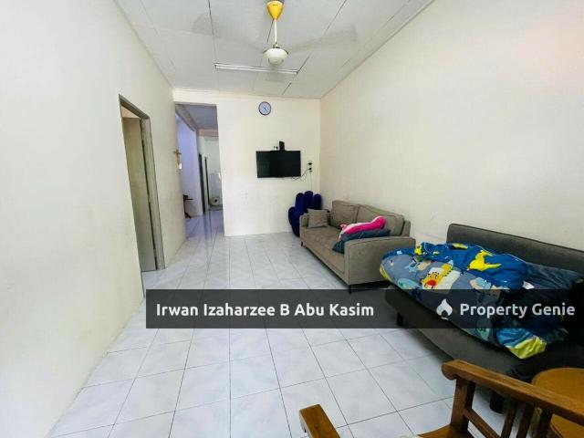 Terraced House for sale in Tanjong Sepat, Selangor